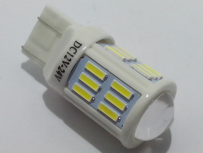 Luci Diurne Stop Posizione T20 7440 Lampada Led X1 12-24V Bianco Luci Diurne Stop Posizione T20 7440 Lampada Led X1 12-24V Bianco
